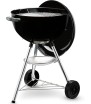 Churrasqueira a carvão Weber Bar-B-Kettle de 57 cm com capa protetora grátis.